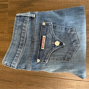 Hudson Jeans Skinny in Medium Blue Denim with Pocket Button